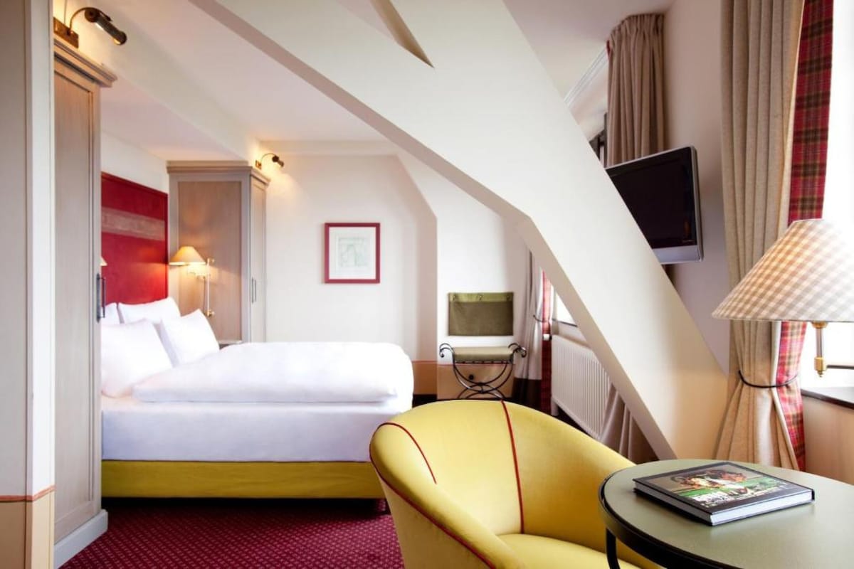 Romantik Hotel Auf Der Wartburg 6