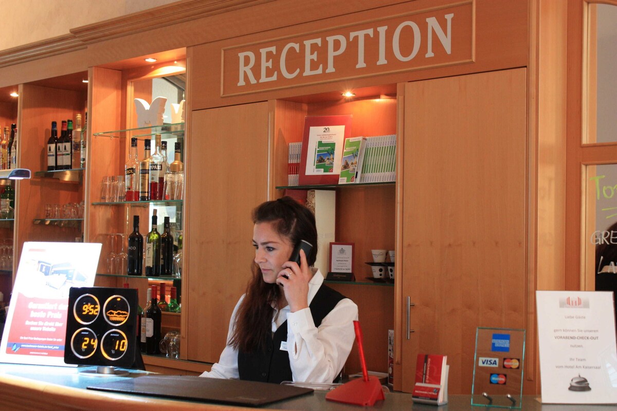Hotel Am Kaisersaal - Doppelzimmer in Kategorie M 5